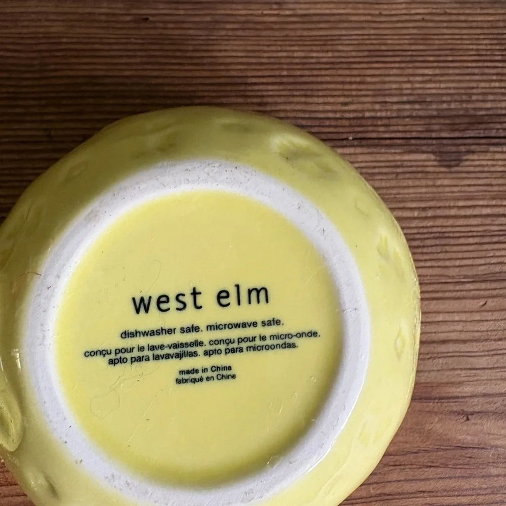 Set of Yellow Embossed west elm measuring cups